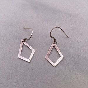 Sterling silver lightweight diamond shape‎ drop hook earrings